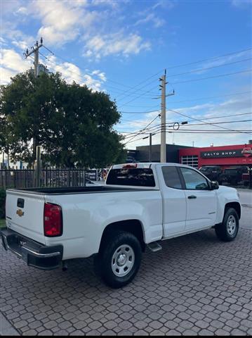 $12000 : Chevrolet Colorado image 5