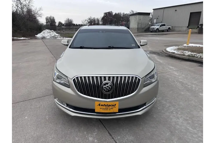 $11900 : 2015 LaCrosse Leather image 10