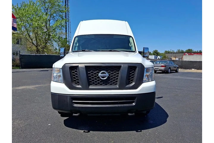 $23500 : 2016 NV 2500 HD image 2