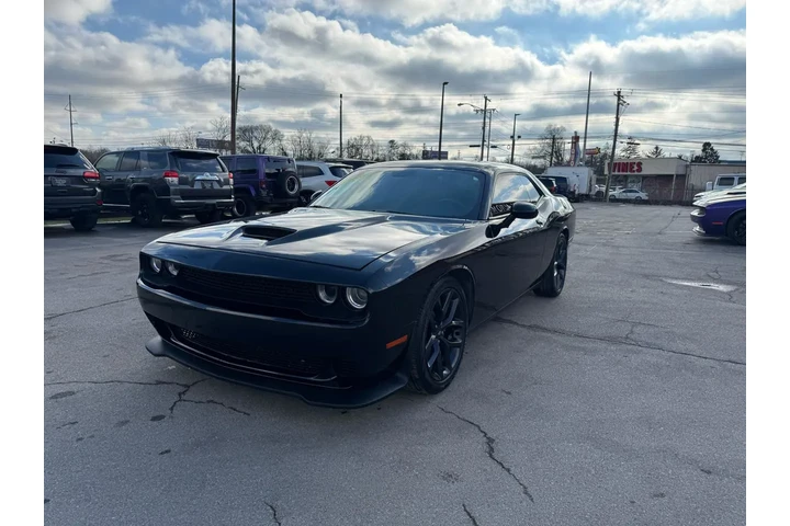 2020 Challenger GT RWD image 6