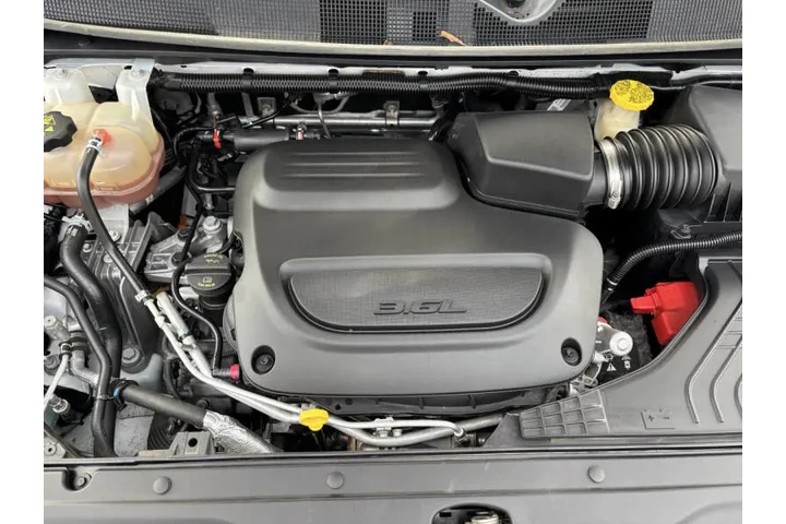 $21999 : 2021 Voyager LXi image 8