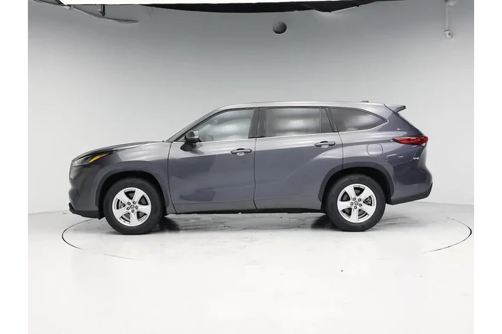 $29998 : Toyota Highlander 2022 L 4dr image 3