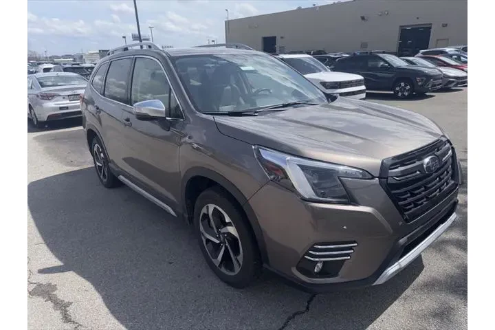 $31233 : Subaru Forester 2023 AWD Tou image 5