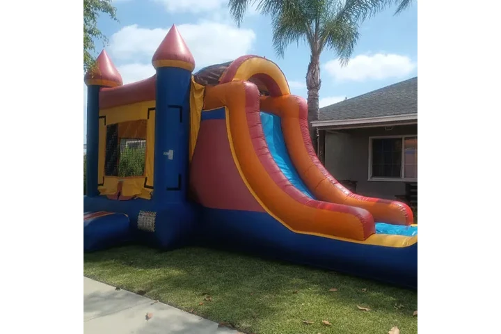 PARTY SUPPLIES image 1