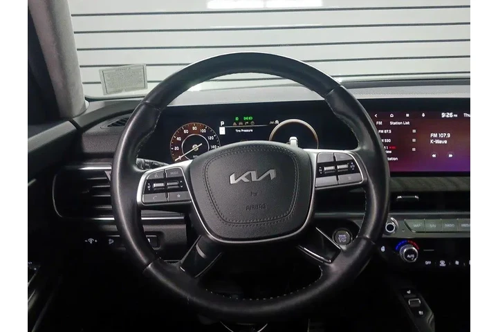 $38998 : Kia Telluride 2023 AWD SX 4d image 10