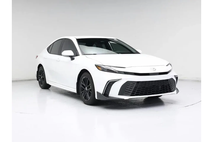 $33998 : Toyota Camry 2026 SE 4dr Sed image 1