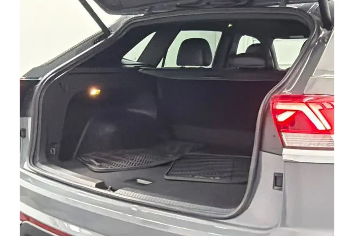 $24000 : Volkswagen Atlas Cross Sport image 8