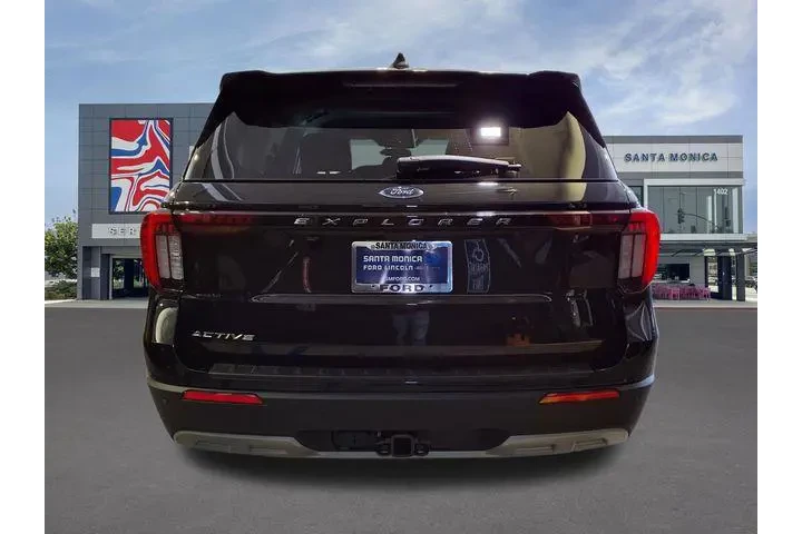 $39368 : Ford Explorer 2026 Active 4d image 2