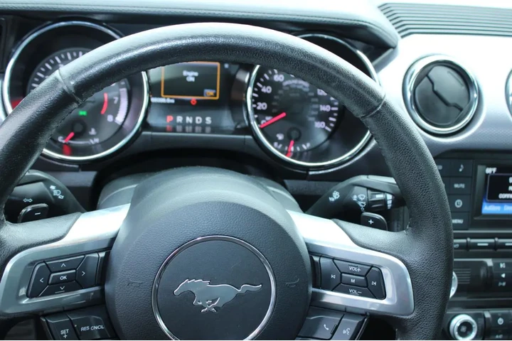 $15995 : 2015 Mustang 2dr Fastback Eco image 9