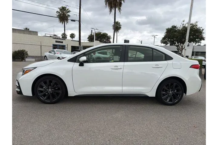 $23410 : Toyota Corolla 2023 SE 4dr S image 9