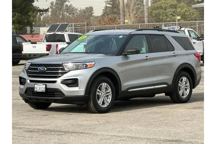 $29990 : Ford Explorer 2022 XLT 4dr S image 8