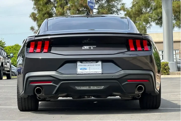 $40000 : Ford Mustang 2024 GT 2dr Fas image 8