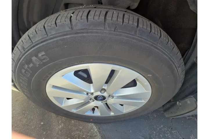 $15950 : Subaru Outback 2016 AWD 2.5i image 2