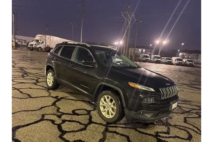 $9990 : Jeep Cherokee 2014 4x4 Latit image 3