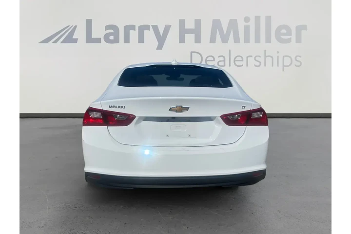 Chevrolet Malibu 2023 LT 4dr image 4