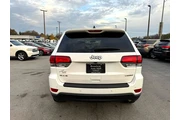 $19980 : 2021 Grand Cherokee Laredo 4x4 thumbnail