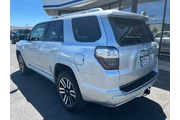 $26999 : 2016 4Runner thumbnail