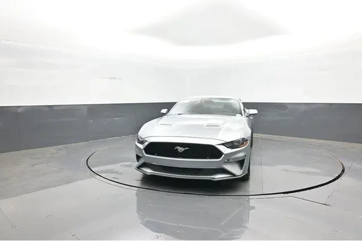 $39953 : Ford Mustang 2023 GT 2dr Fas image 3