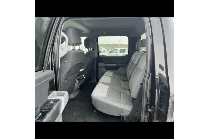 $38699 : Ford F-150 Lightning 2023 AW image 8