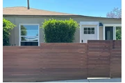 Welcome to our modern and sty en Los Angeles