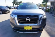 $27988 : Nissan Pathfinder 2023 SL 4d thumbnail