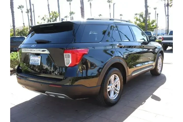 $25713 : Ford Explorer 2022 XLT 4dr S image 4