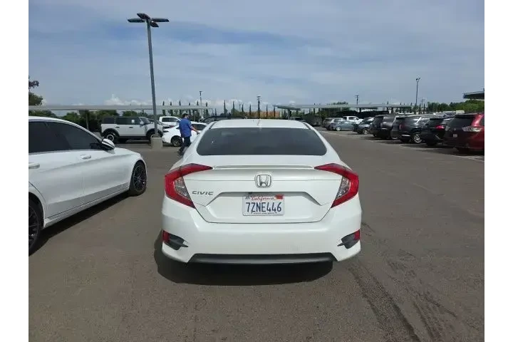 $14900 : Honda Civic 2017 EX-T 4dr Se image 5