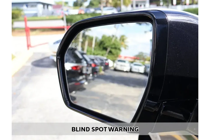 $28990 : Ford Expedition 2019 4x2 Lim image 9