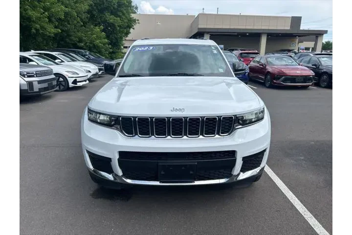 $27700 : Jeep Grand Cherokee L 2023 4 image 9