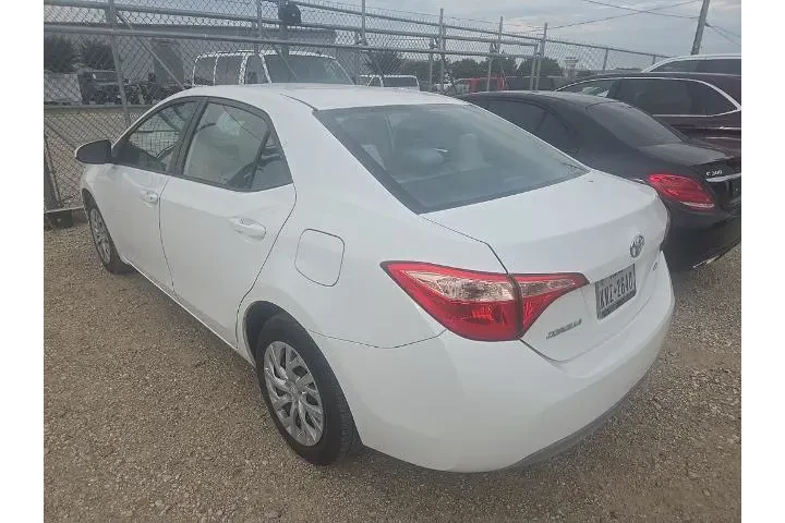 $13906 : Toyota Corolla 2018 SE 4dr S image 2