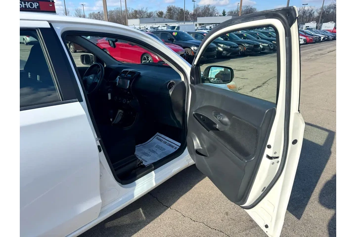 $5980 : 2008 xD Base 4D Hatchback image 8