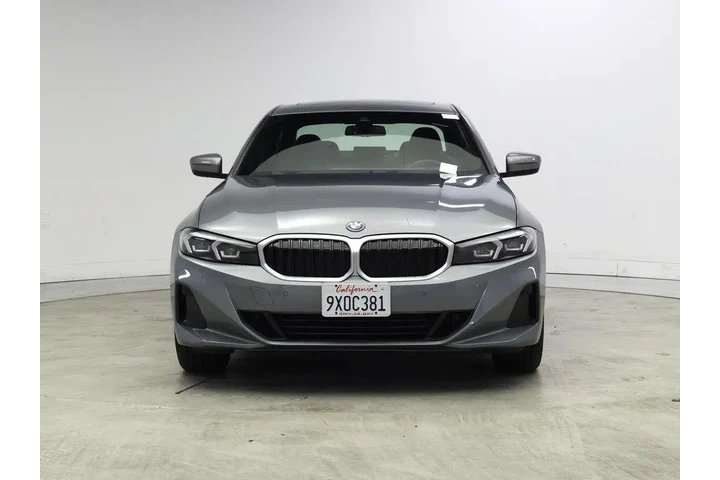 $28998 : BMW 3 Series 2023 330e 4dr S image 5