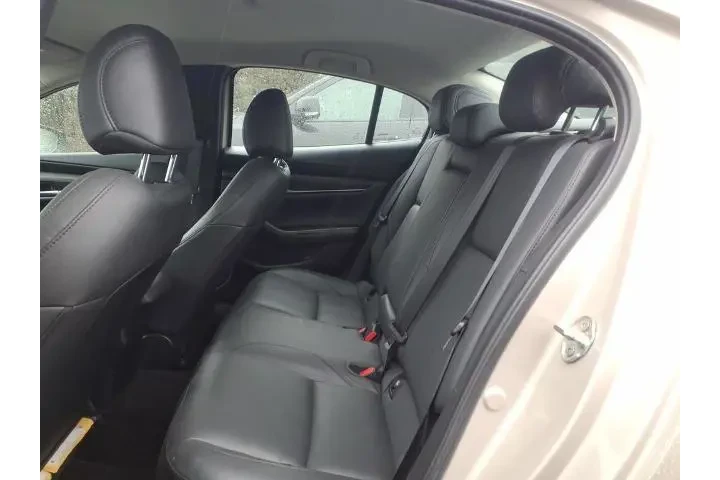 $20988 : Mazda Mazda3 Sedan 2024 2.5 image 5