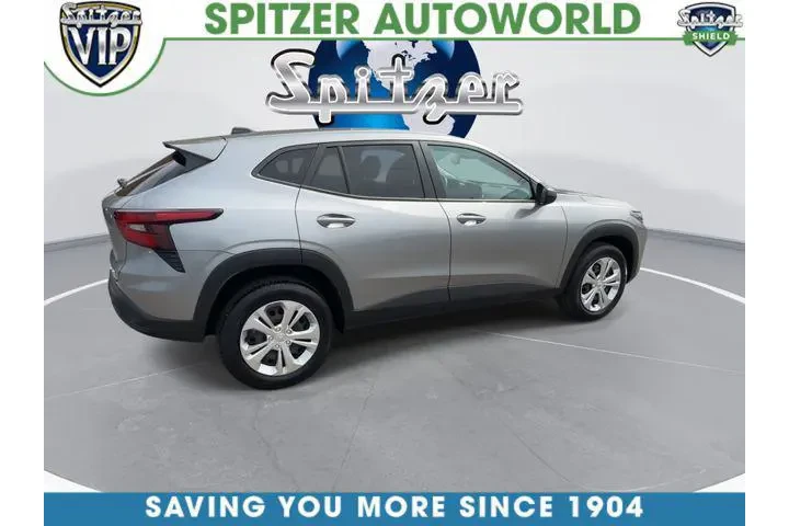 $20477 : Chevrolet Trax 2024 LS 4dr C image 9