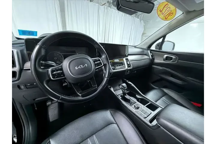 $27695 : Kia Sorento 2022 AWD X-Line image 3