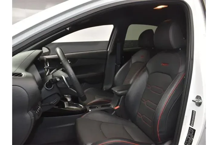 $12900 : Kia Forte 2021 GT 4dr Sedan image 9