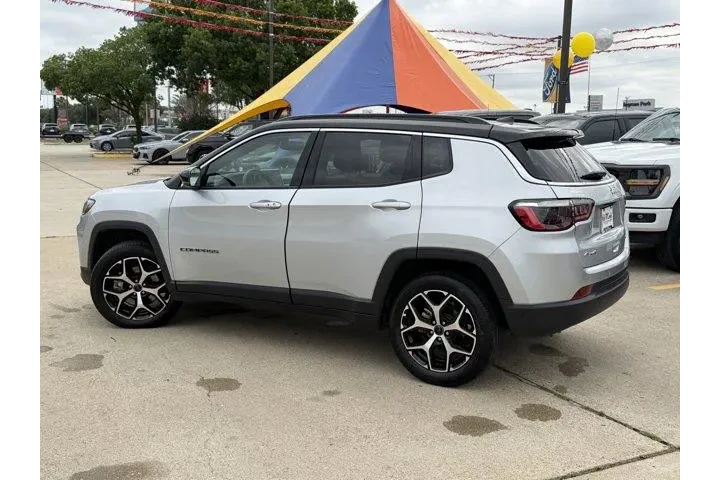 $25874 : Jeep Compass 2025 4x4 Limite image 9
