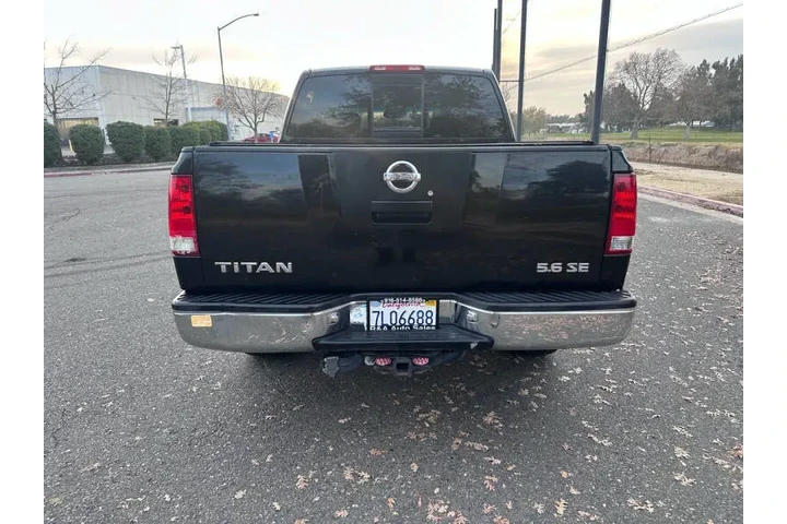 $8995 : 2004 Titan SE image 5