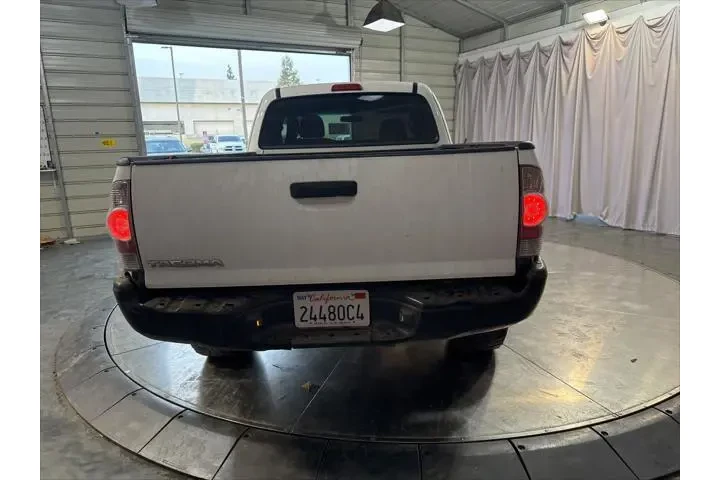 $17999 : Toyota Tacoma 2015 4x4 Base image 6