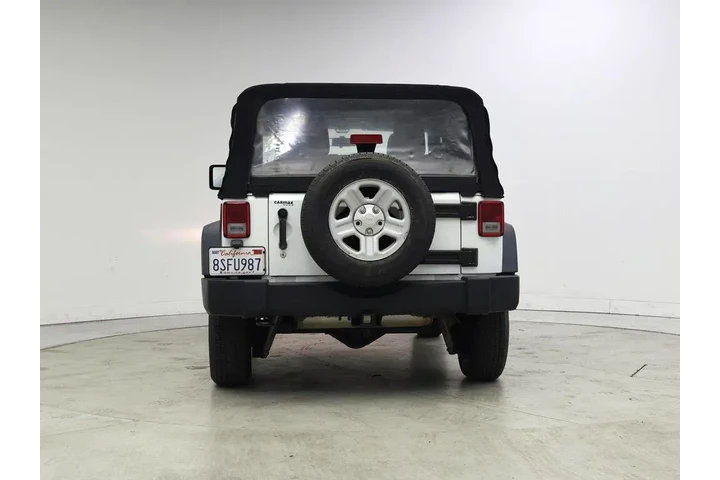 $15998 : Jeep Wrangler 2014 4x4 Sport image 6