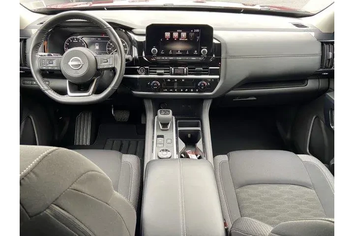 Nissan Pathfinder 2024 AWD S image 10