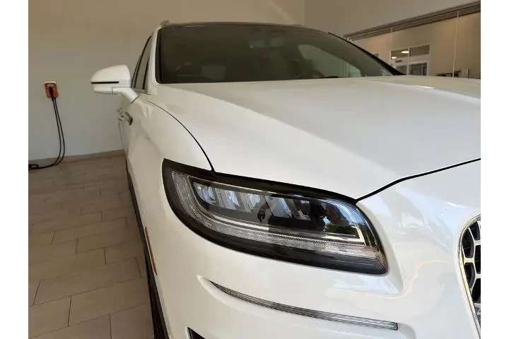 $24911 : Lincoln Nautilus 2020 AWD Re image 9