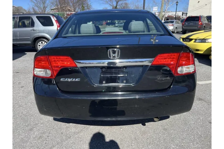 $6900 : 2011 Civic EX image 6
