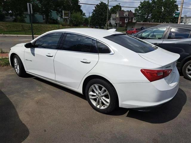 $9950 : 2016 CHEVROLET MALIBU image 9