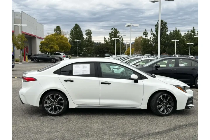 $18075 : Toyota Corolla 2020 SE 4dr S image 3