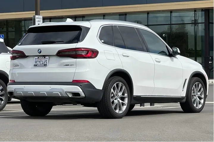 BMW X5 2023 AWD xDrive40i 4d image 3