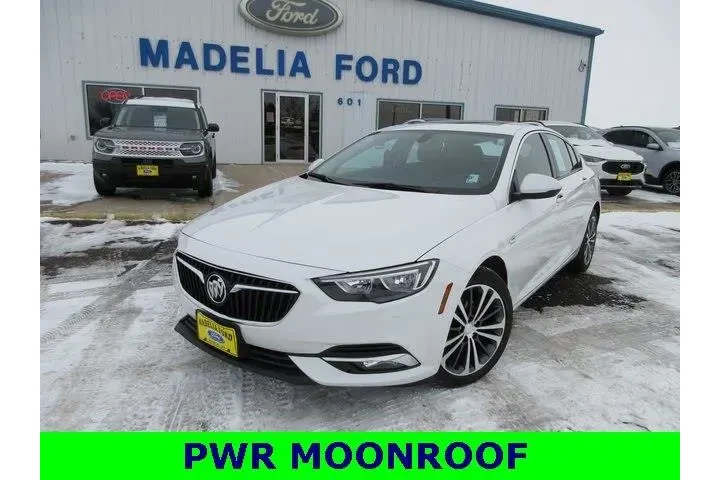 $17900 : Buick Regal Sportback 2018 E image 3