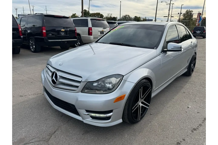 $10980 : 2013 Mercedes-Benz C-Class 4d image 6