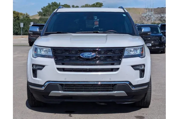$18574 : 2018 Explorer Platinum image 4