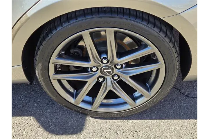 $24700 : Lexus IS 350 2016 4dr Sedan image 10